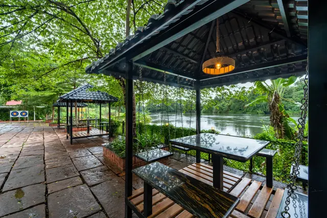 A quiet gazebo beside the Kali River
